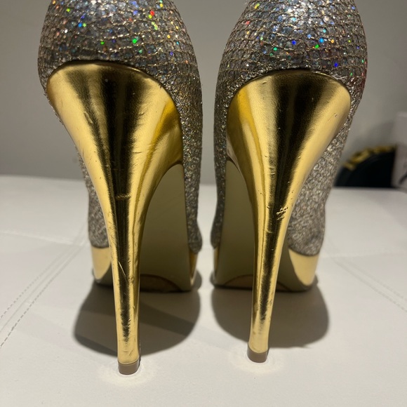 Enzo Angiolini size 8.5. Gold platform Open toe, silver sparkles - Picture 2 of 3